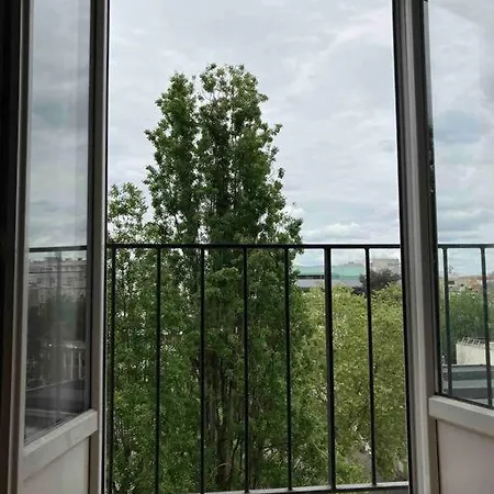 Le Daumesnil + Balcon 2br 4/6peoples Apartment *